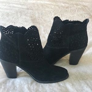Jessica Simpson booties